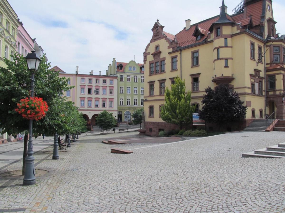 Apartamenty Anagora Kotlina Klodzka II 新鲁达 外观 照片